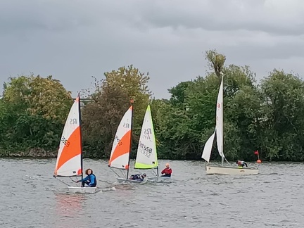 5B45C857-3B7D-4B43-9D21-6A2D45F81063